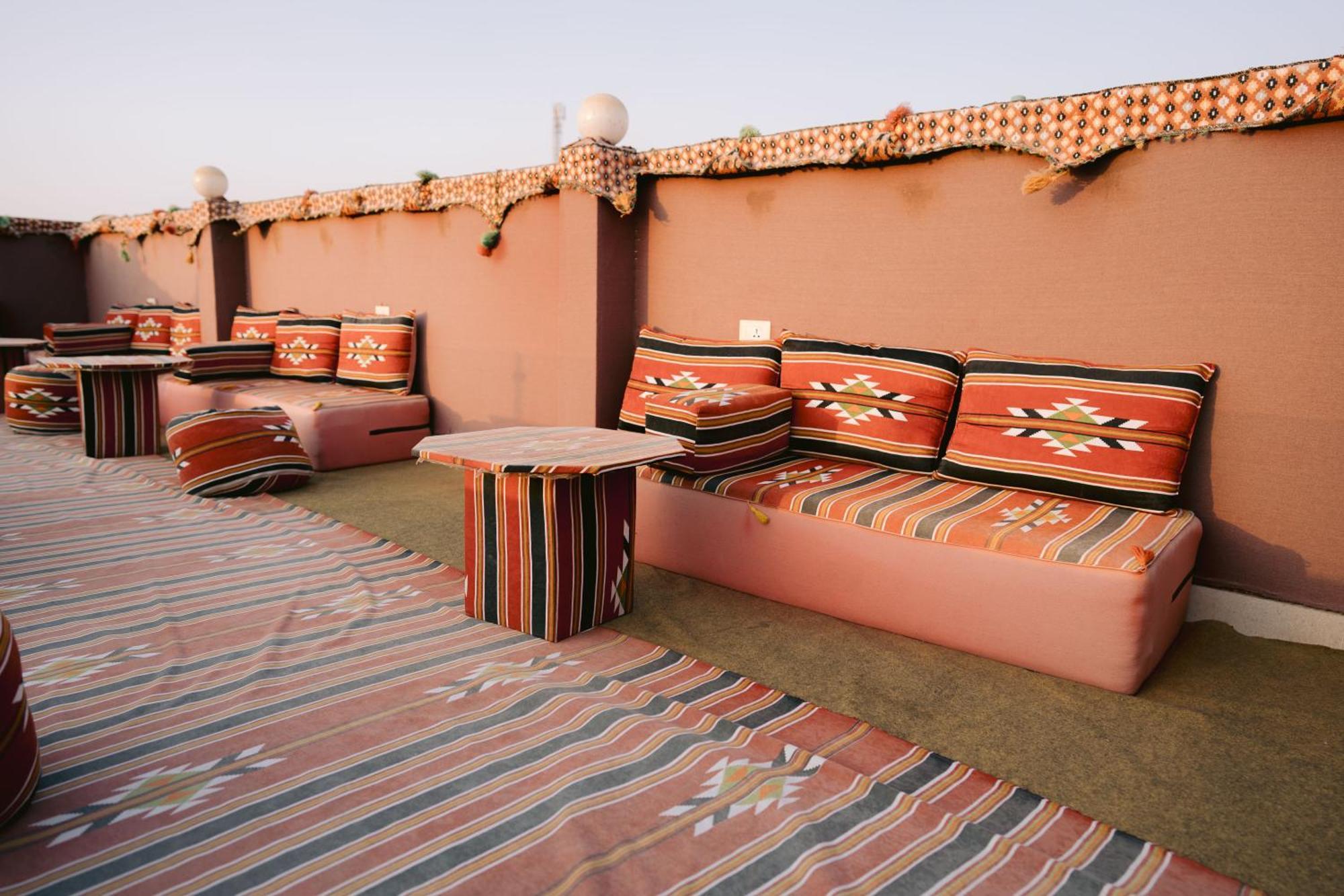 Tuya Pyramids Inn Kafret el-Gabal 外观 照片