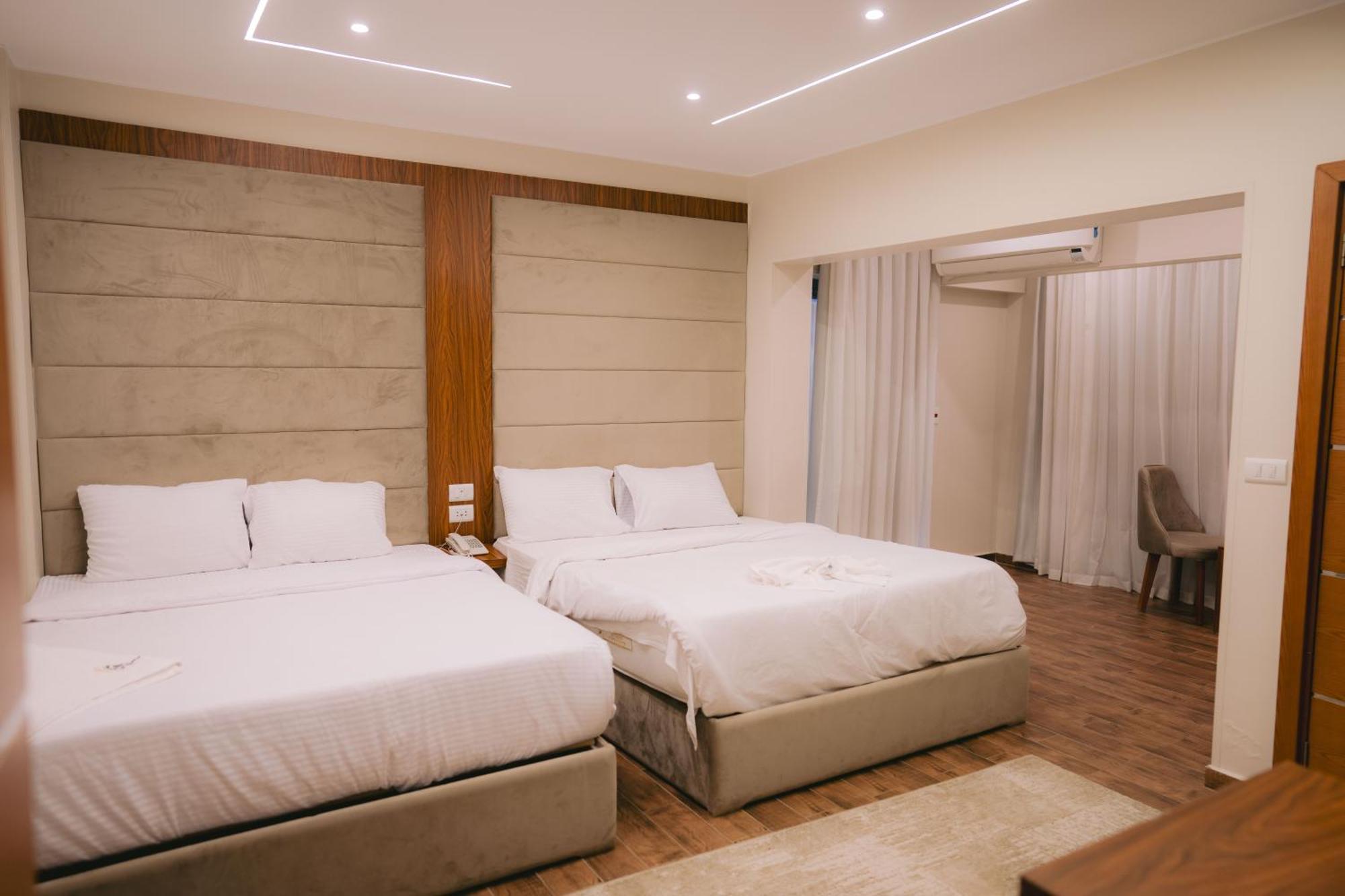 Tuya Pyramids Inn Kafret el-Gabal 外观 照片